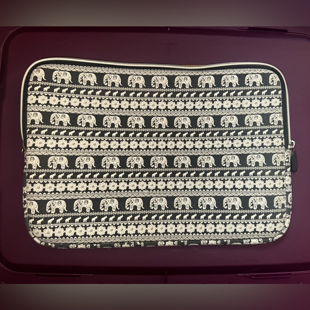 Elephant Pattern Tablet Sleeve - Black and White